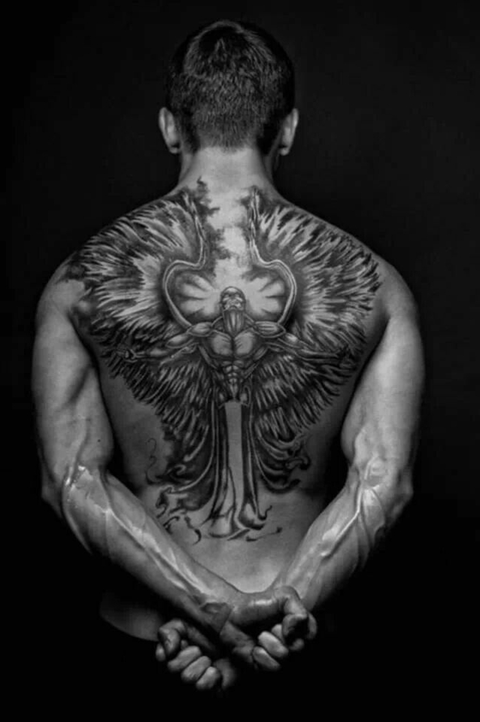 tatouage ange idée de tattoo sur le dos