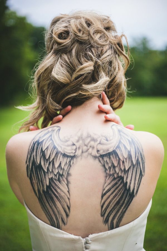 tatouage ange idée pour les femmes