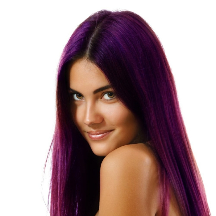 couleur intense cheveux prune foncé
