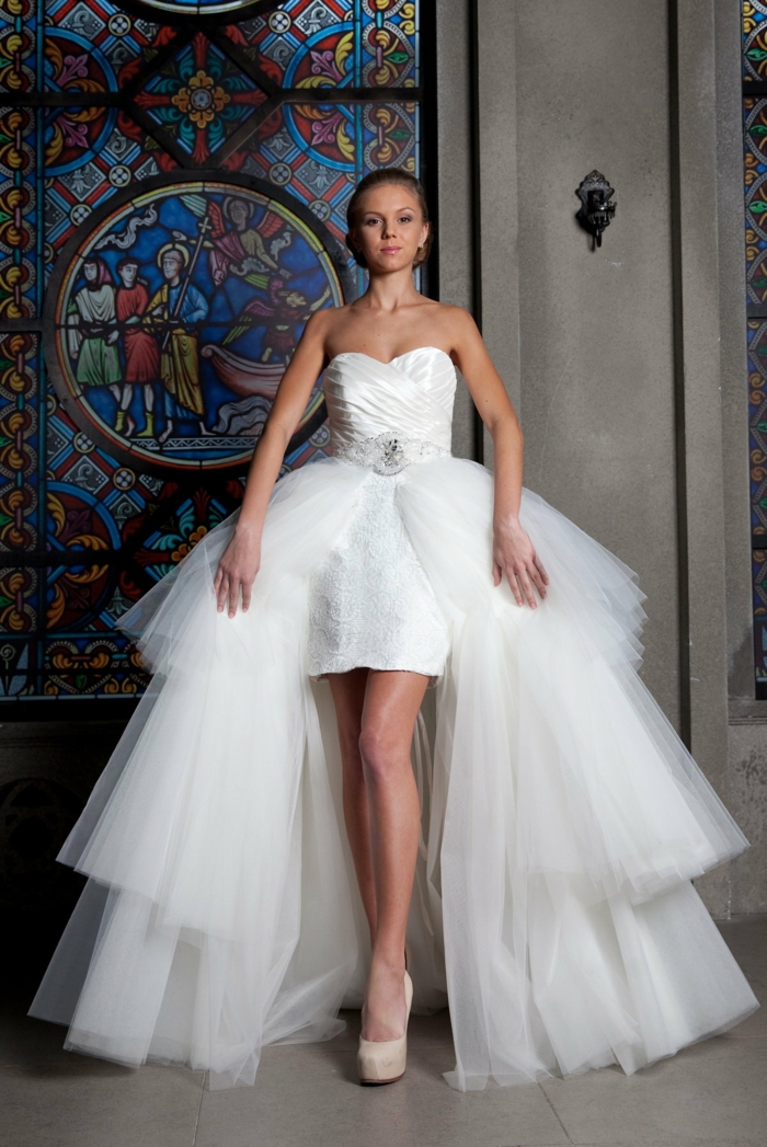 robe de mariée courte et longue modèle transformable