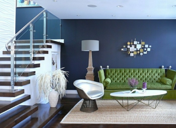 Idées de salon vert murs en bleu encre