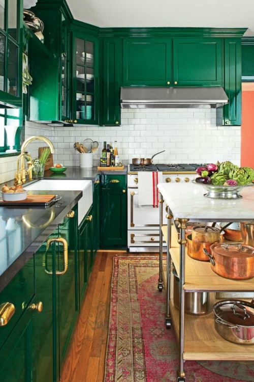 Idées pour armoires de cuisine en couleurs armoires et vitrines vertes