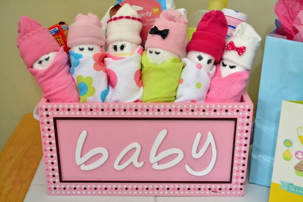 décoration baby shower poupées bébés