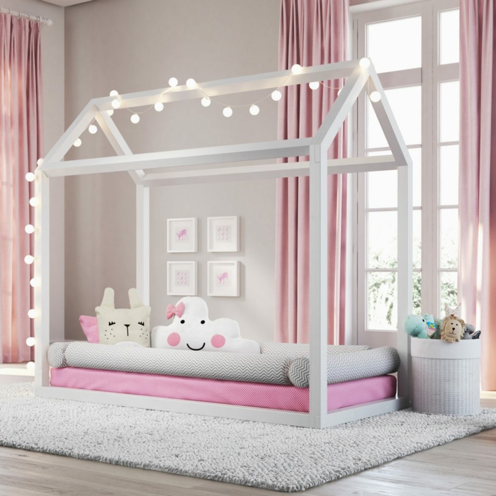lit cabane montessori chambre fille rose et crème