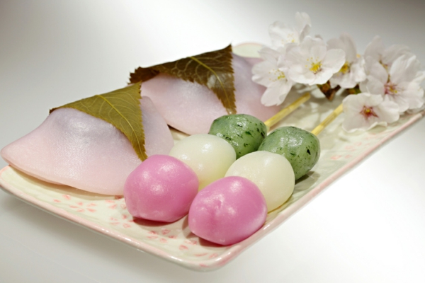 mochi japonais dango brochette de 3 boulettes de mochi