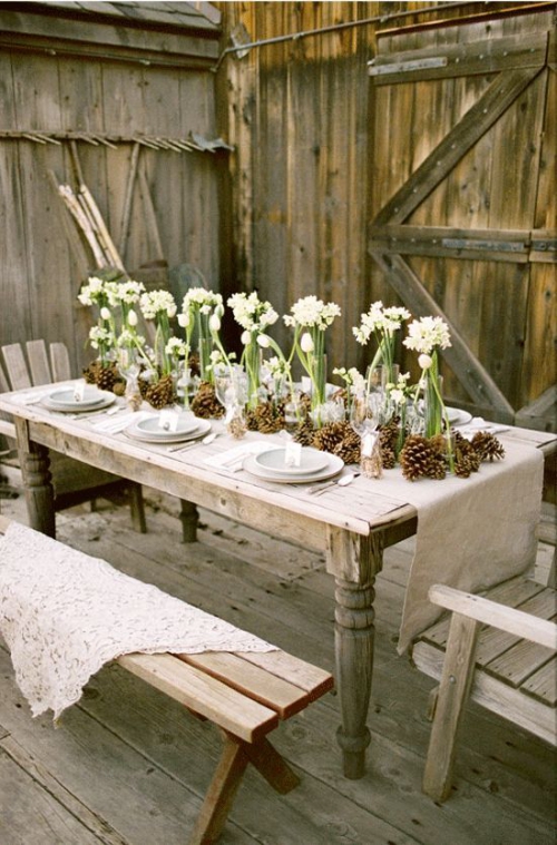 comment décorer la table du jardin arrière-cour porte de grange