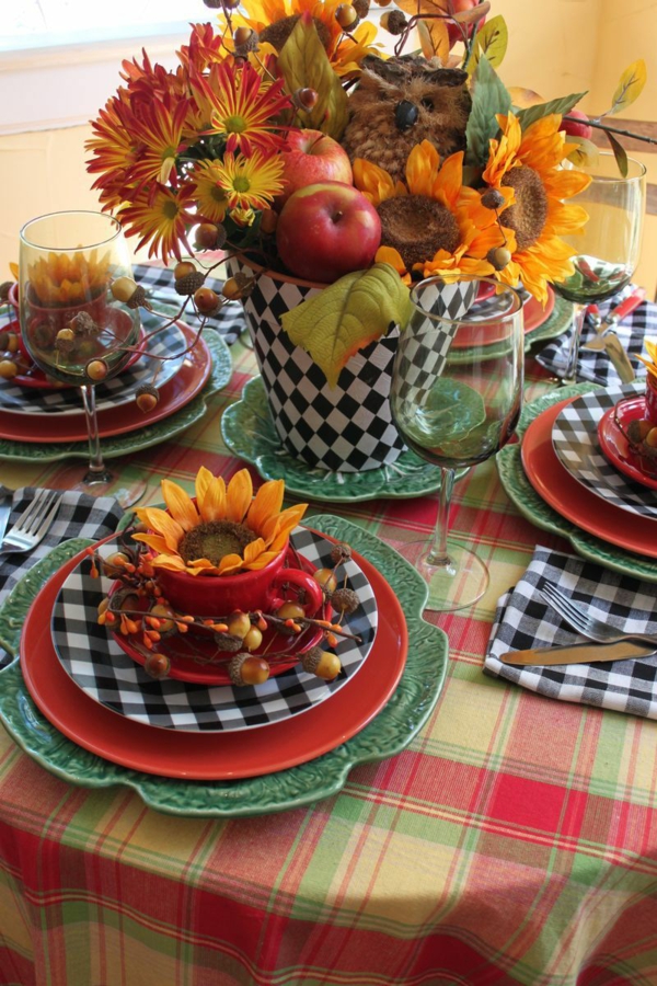 déco automne à faire soi-même déco de table fleurs et fruits d'automne