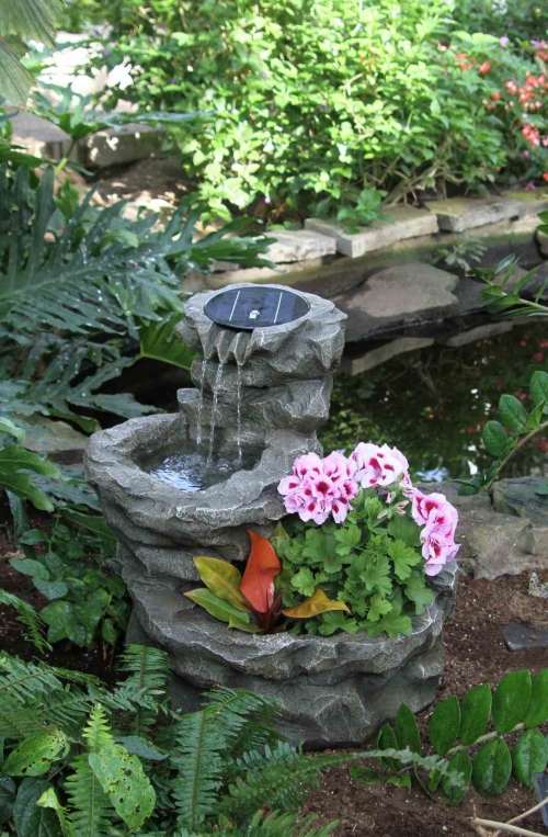 déco jardin fontaine jolie pierre sculptée