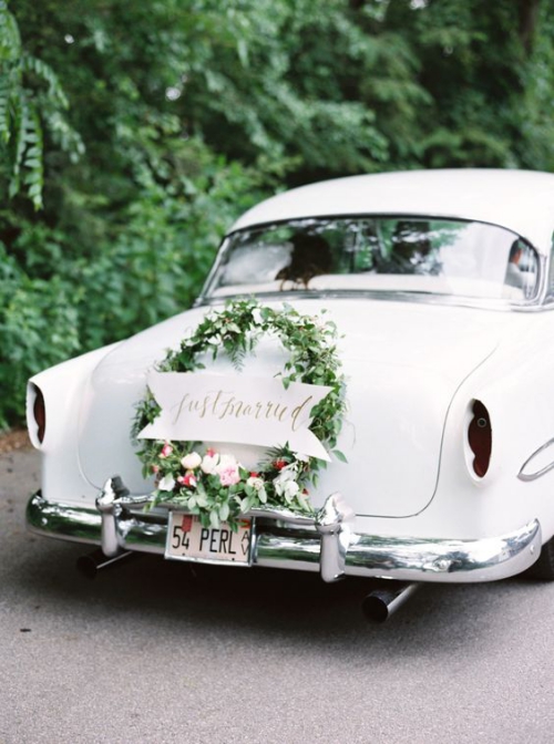 décoration voiture mariage automobile rétro