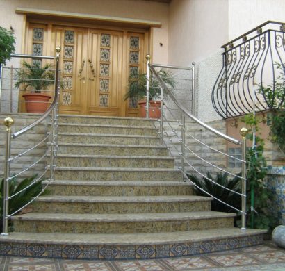quel matériel pour la rampe d'escalier : allier fiabilité et esthétique
