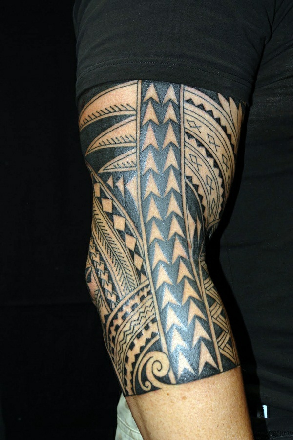 tatouage bras homme tatouage maorie