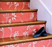 DIY déco montée d’escalier créative avec du papier peint (1)
