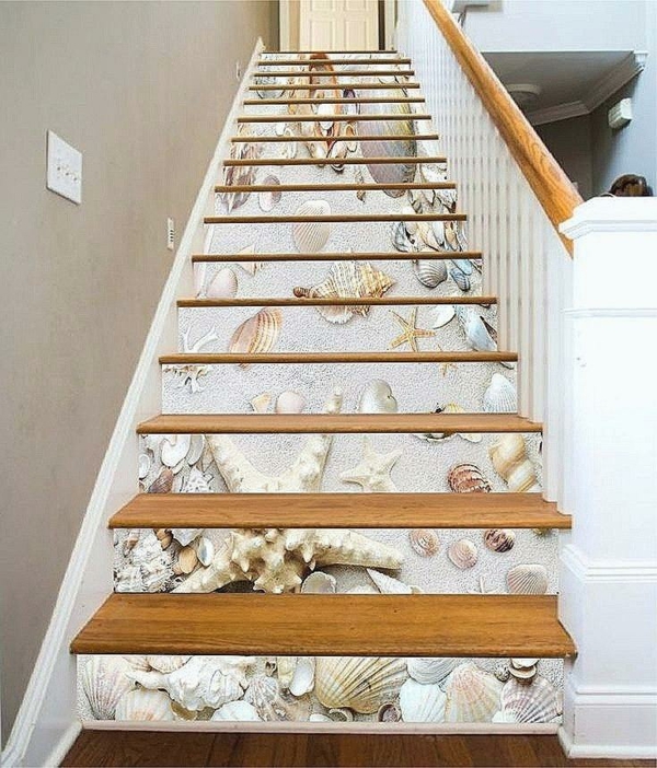 déco montée d'escalier papier peint style bord de mer