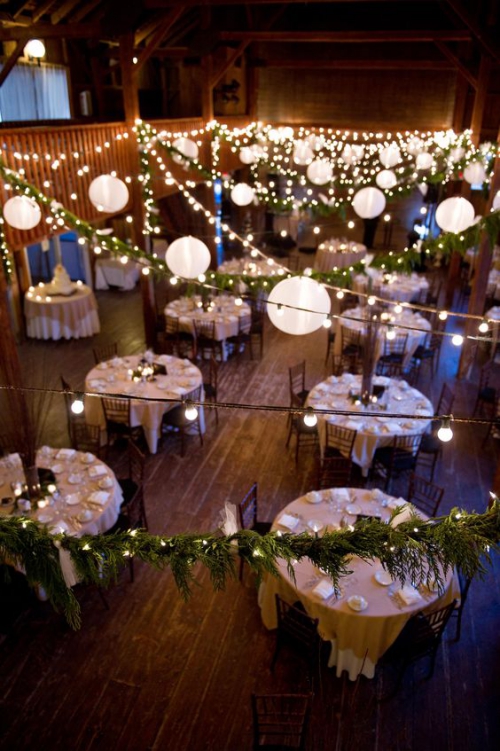 décoration mariage salle bien illuminée
