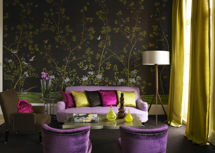 décoration tendance style maximaliste salon accents violets