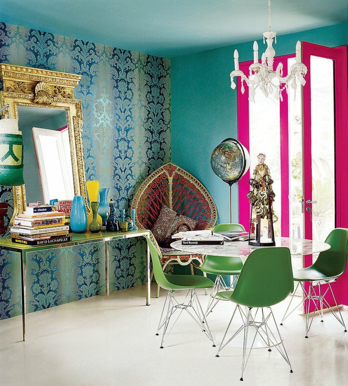 décoration tendance style maximaliste salon design miroir cadre doré