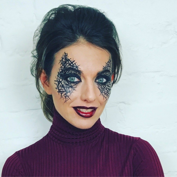 maquillage facile pour halloween femme toile d'araignée