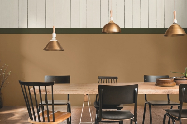 salle à manger industrielle couleur de peinture tendance 2019 dulux brun miel épicé