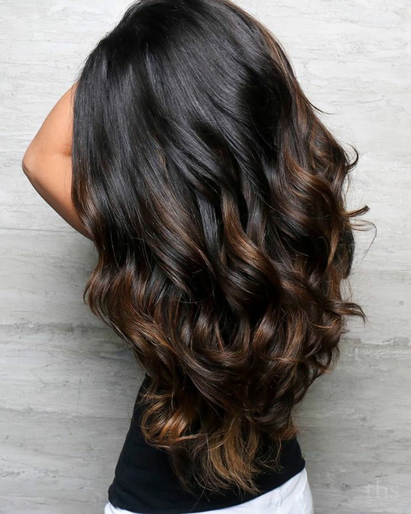 balayage sur cheveux brun foncé