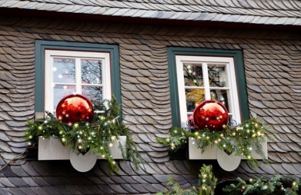 décoration de Noël fenêtre deux décos pour deux fenêtres