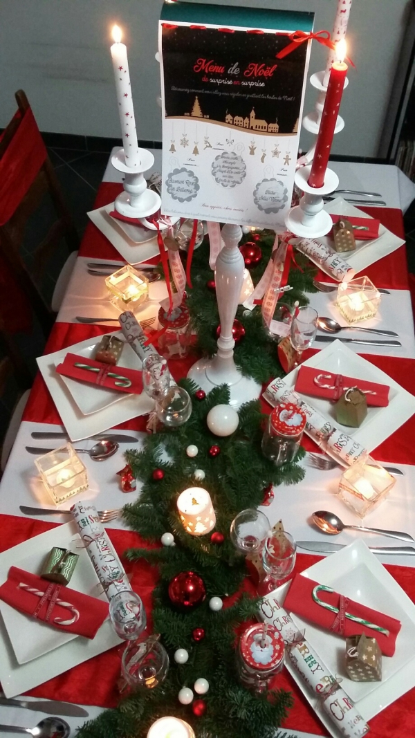 décoration de table Noël guirlande de conifères
