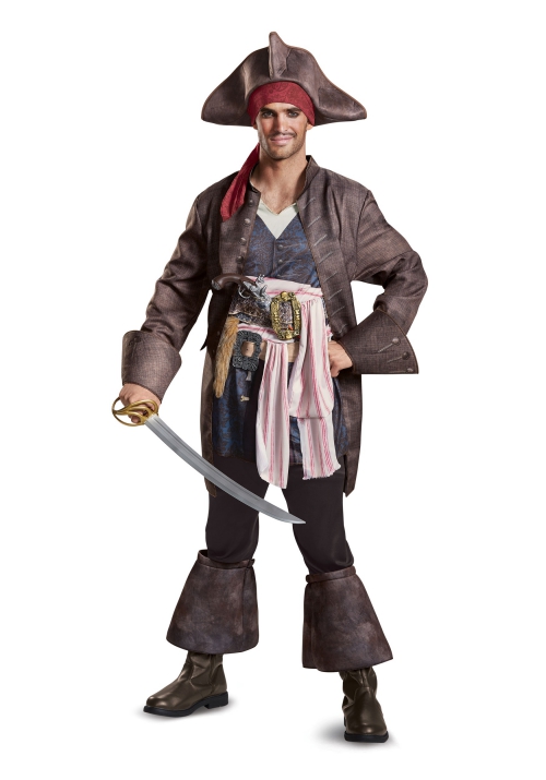 déguisement Halloween Jack Sparrow une épée dans la main