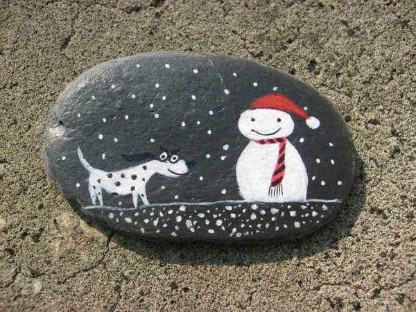 idée de peinture sur galets pour noël bonhomme de neige et chien