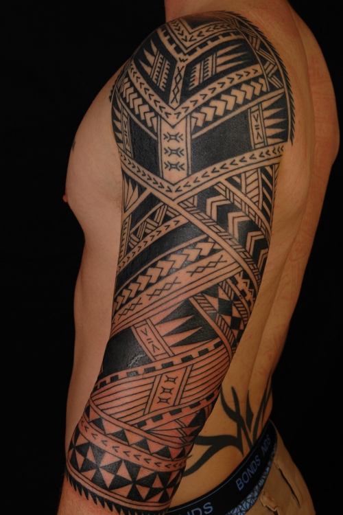 tatouage polynésien convenable pour homme