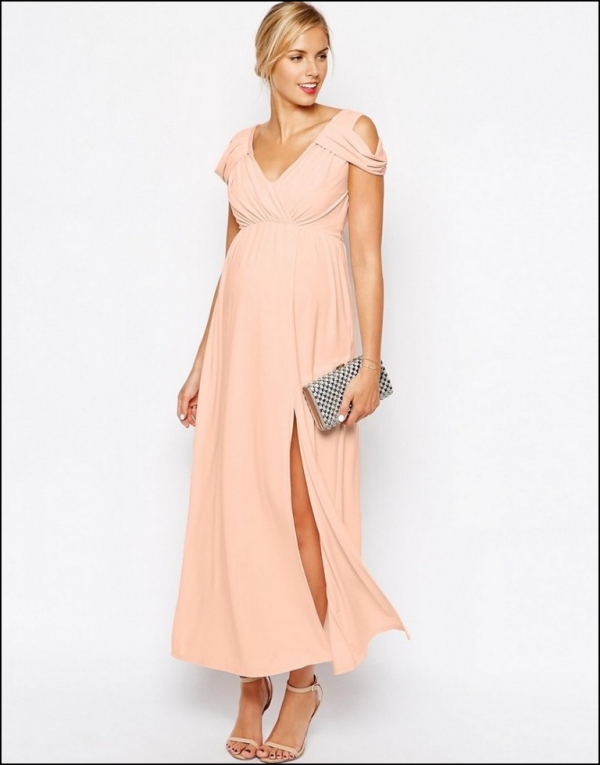 tenue de soirée femme enceinte robe en rose pastel