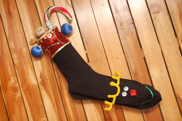 chaussette de Noël à fabriquer une vieille chaussette noire