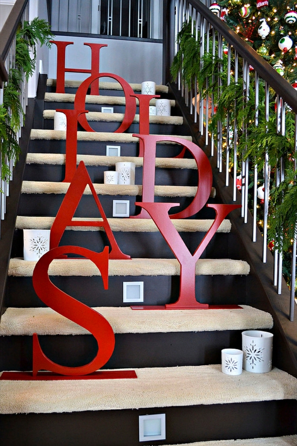 décoration escalier noël lettres géantes en bois