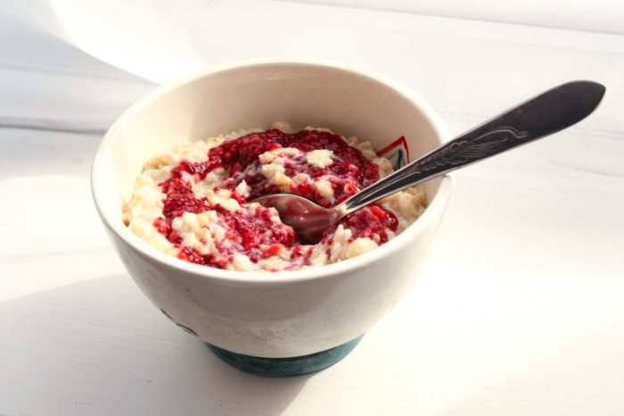 recette porridge aux framboises et chia