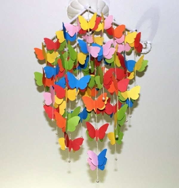 diy carillon éolien papillons colorés en métal
