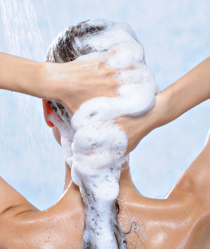 shampoing-routine-capillaire-cheveux-crépus