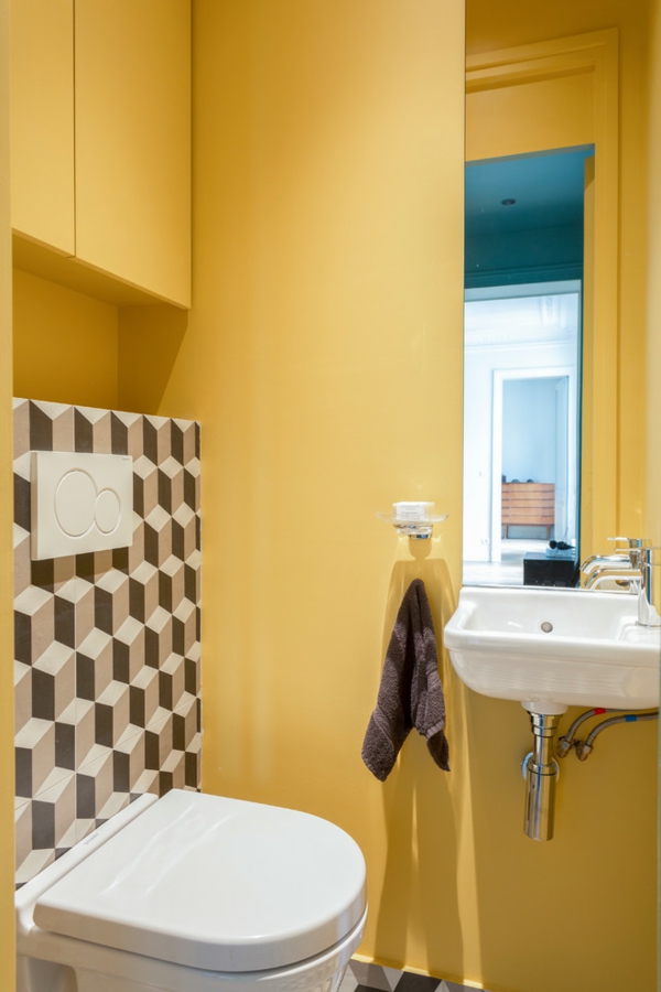 idée de peinture toilettes tendance jaune moutarde