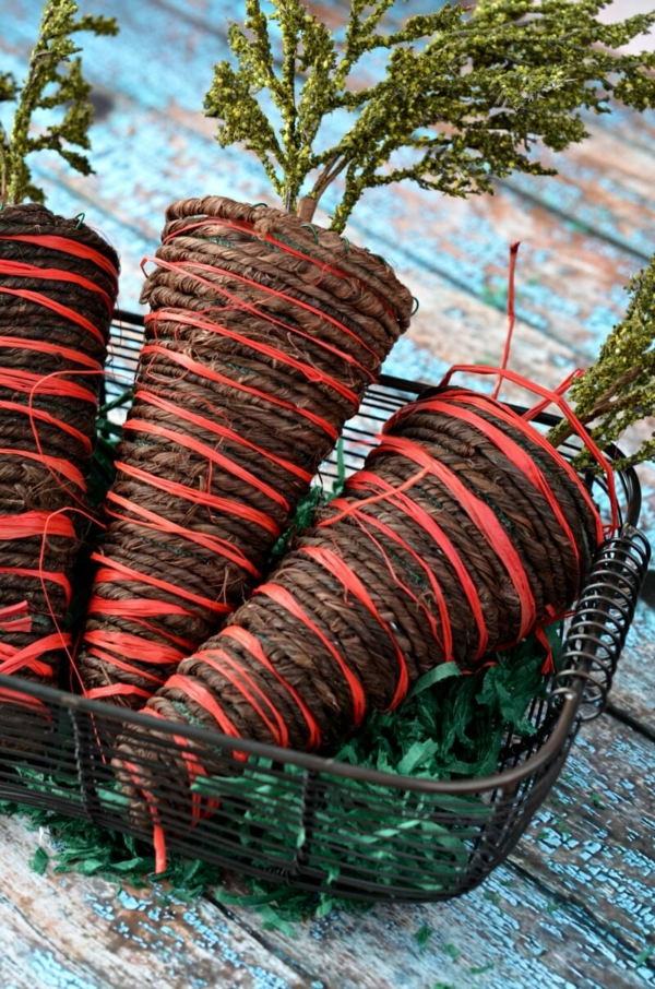 idée décoration de pâques à faire soi-même carottes en corde