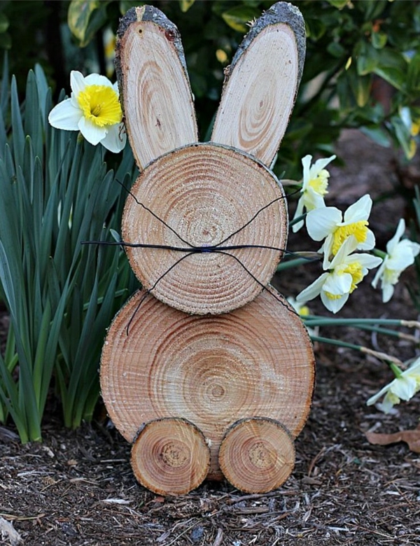 idée décoration de pâques à faire soi-même lapin de pâques en bois