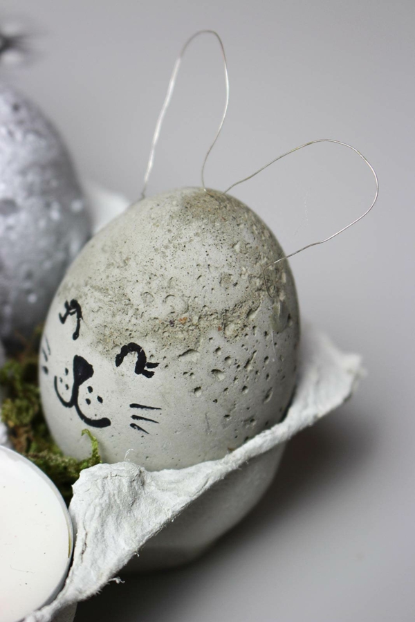 Comment faire des œufs de Pâques décoratifs en béton déco fil métallique marqueur permanent noir