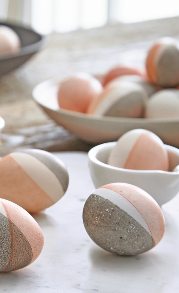 Comment faire des œufs de Pâques décoratifs en béton idée déco