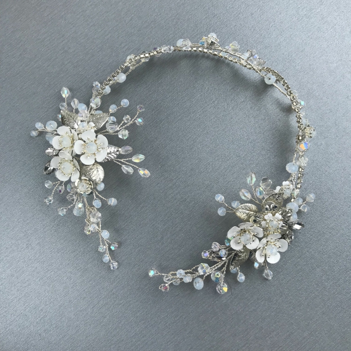 diy diadème mariage chaîne argentée fil métallique fleurs décoratives perles