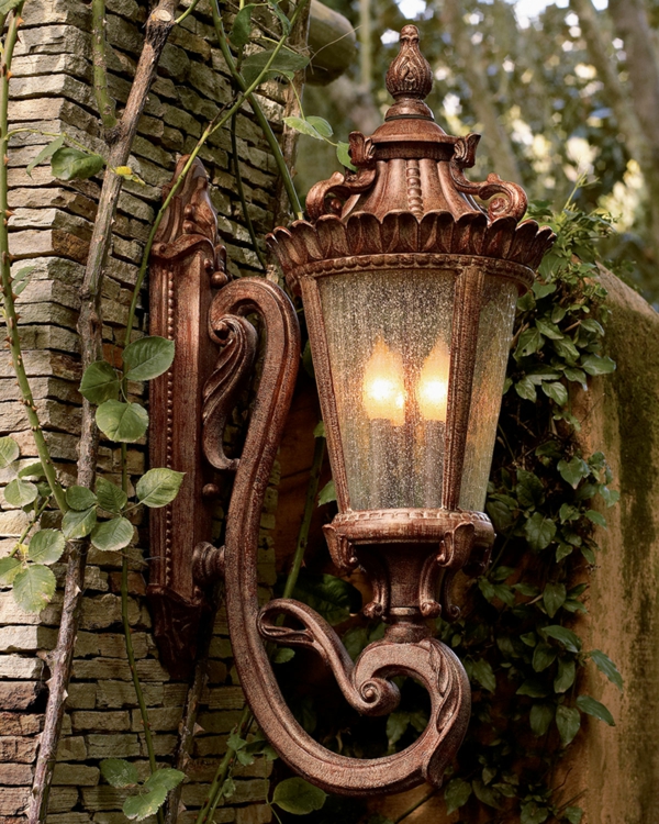 idée déco jardin métal rouillé lampe vintage