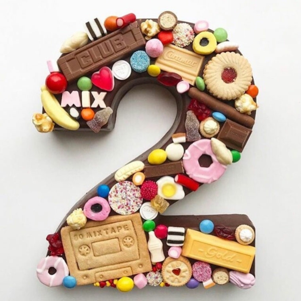 gâteau chiffre anniversaire enfant biscuits candy