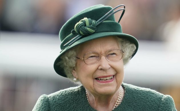 la reine Élizabeth II fête ses 93 ans