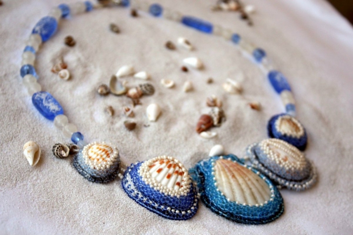 collier aux perles idée bijoux coquillage