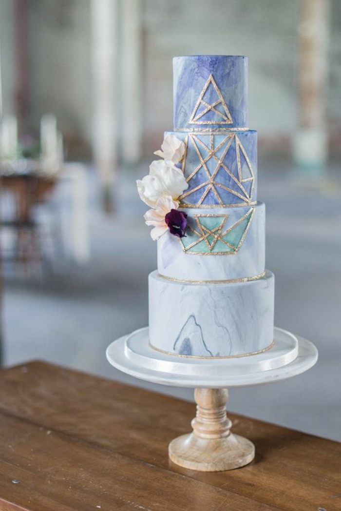 déco géométrique gâteau de mariage 2019