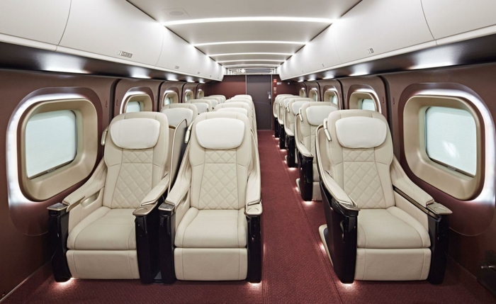 intérieur train shinkansen first class
