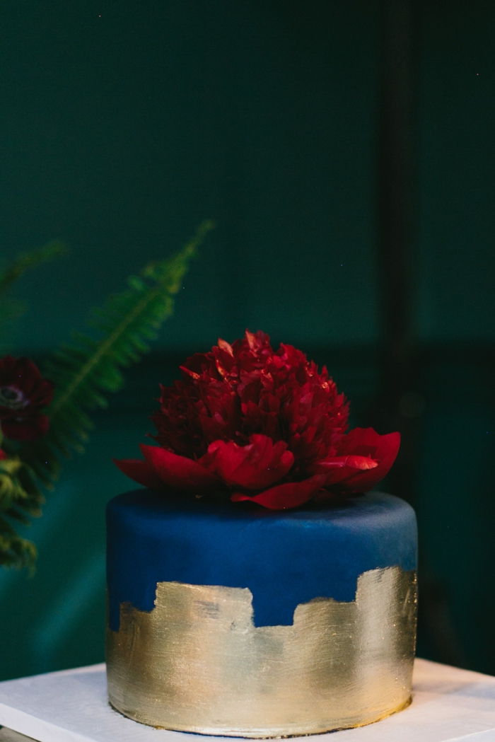touche dorée gâteau de mariage 2019