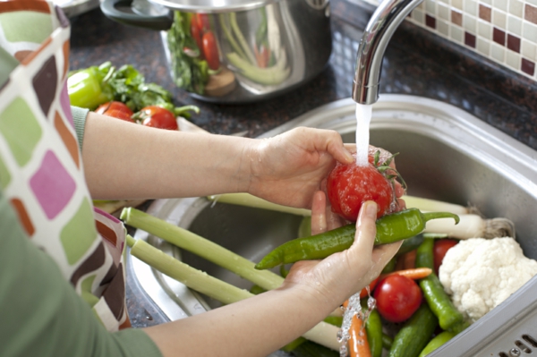 5 façons d'utiliser le savon de Castille dans le jardin nettoyage de fruits et légumes
