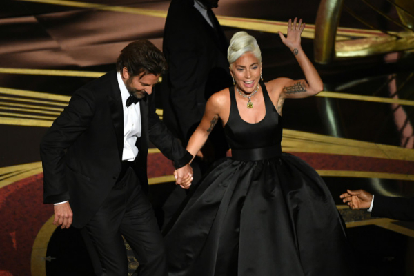 Bradley Cooper, Irina Shayk et Lady Gaga à la remise des Oscars