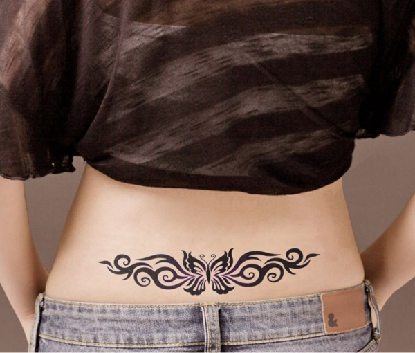 tatouage éphémère au henné reins femme
